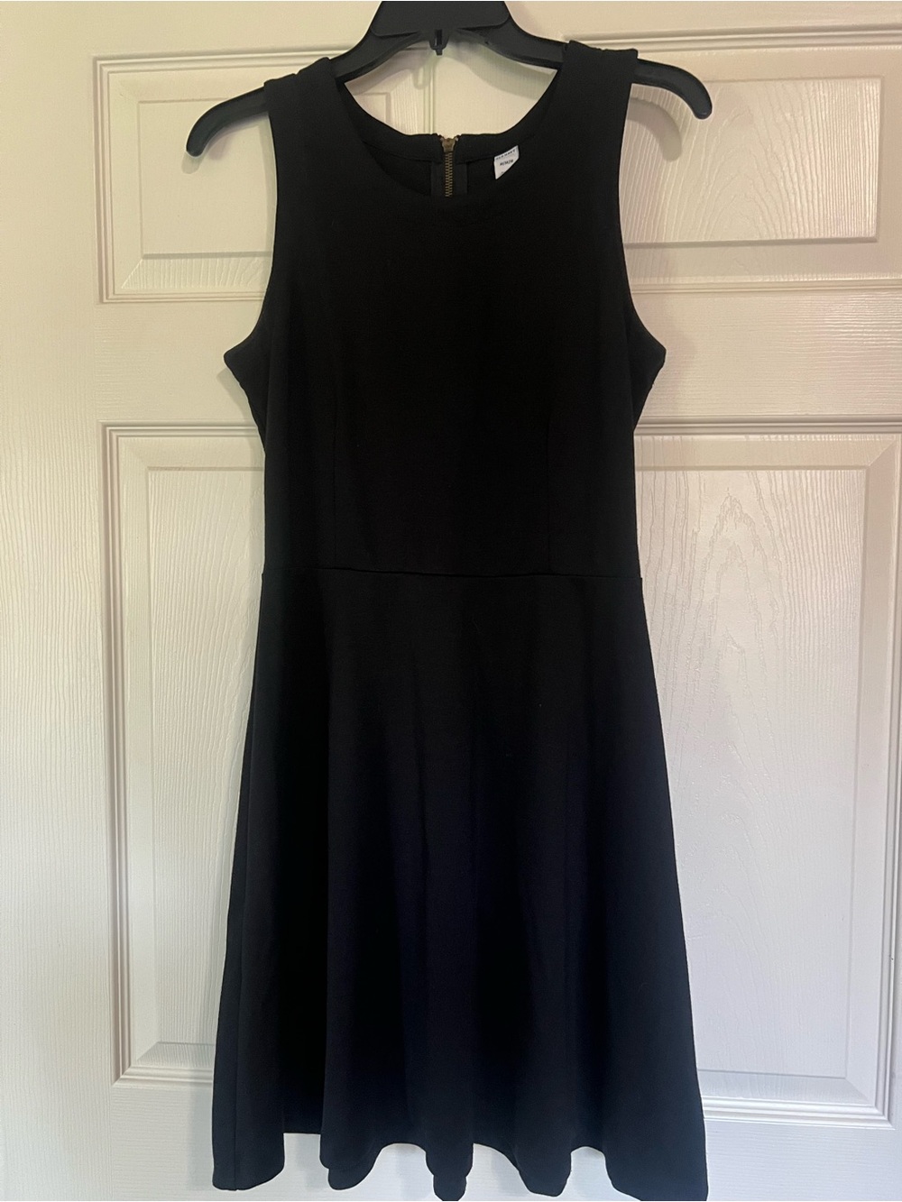Old Navy Black Sleeveless Fit-and-Flare Dress